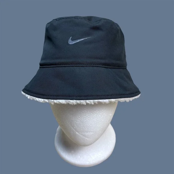 Nike NWT Reversible Bucket Hat Adult Unisex M L Black Sherpa DV3165100 - Picture 1 of 4